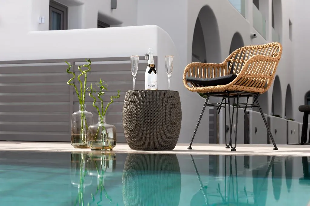 Pool, Deluxe Suites Santorini, Santorini