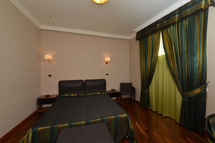 Hotel Palma, Naples