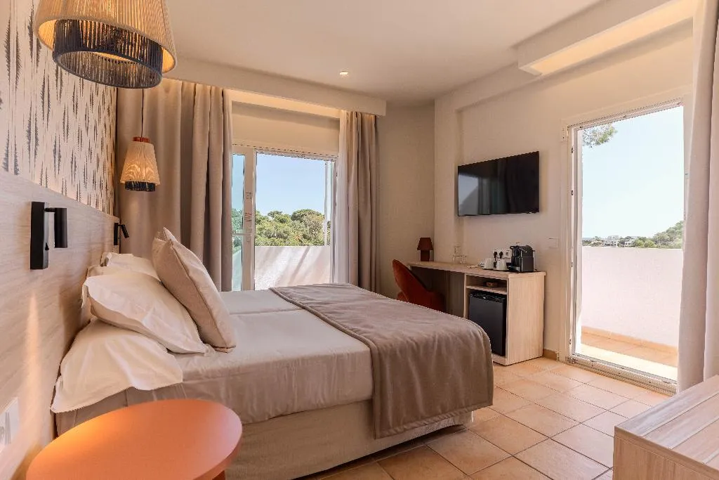 Room, Cala d'Or, Majorca