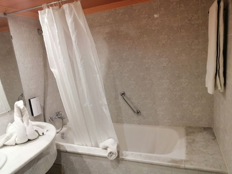 Hotel-Tghat Fes-Ex Golden Tulip, Fez