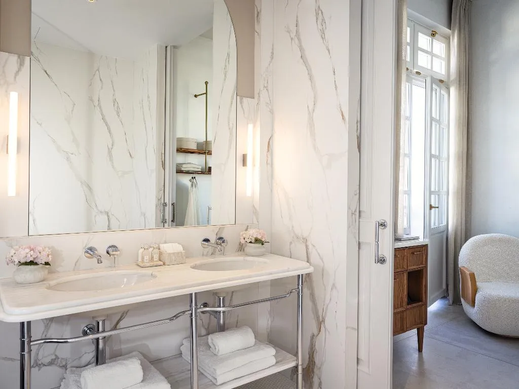 JUNIOR SUITE LUXURY Room, THE DOLLI at Acropolis, A Hotel to Live, Athens