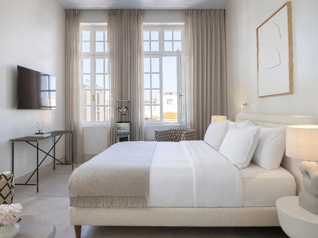JUNIOR SUITE LUXURY Room, THE DOLLI at Acropolis, A Hotel to Live, Athens