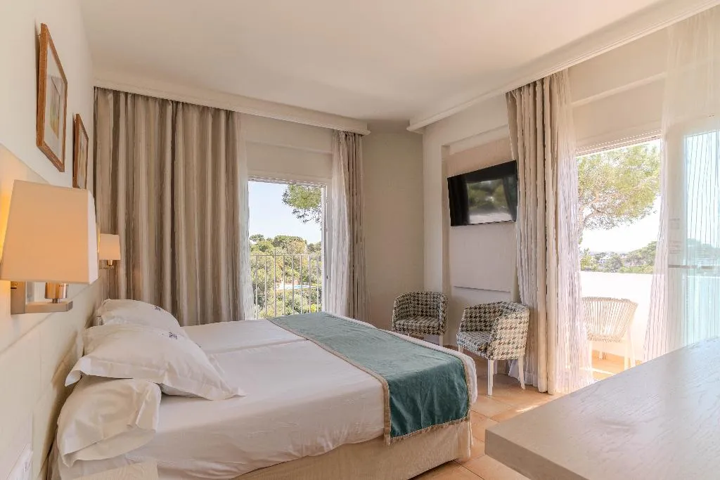 Room, Cala d'Or, Majorca