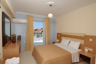Exterior, Elea, Zante