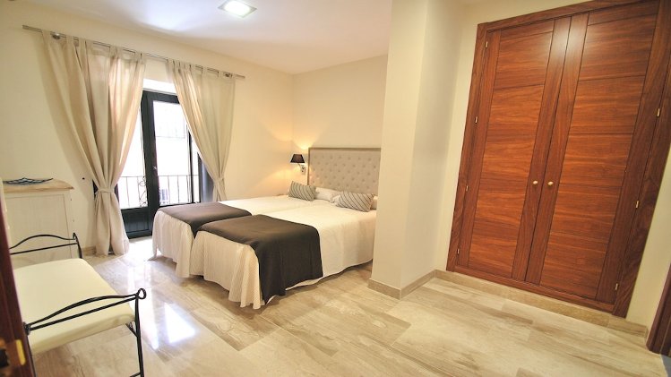 Living-sevilla Apartments Maestranza, Seville