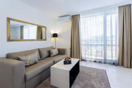 Onyx Beach Residence - Free Parking & Beach Access, Bourgas