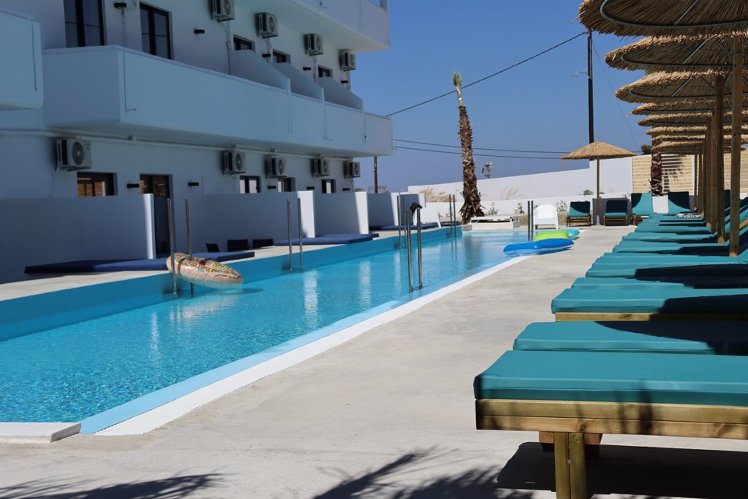 Evita Alegria, Rhodes