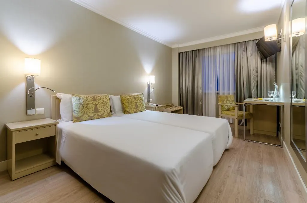 SINGLE STANDARD Room, Olissippo Marques De Sa, Lisbon