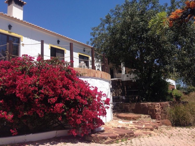 Vale Fuzeiros Nature Guest House, Algarve
