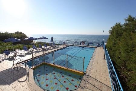 Danaos Beach Apartments, Crete