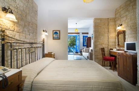 Virginia, Thessaloniki