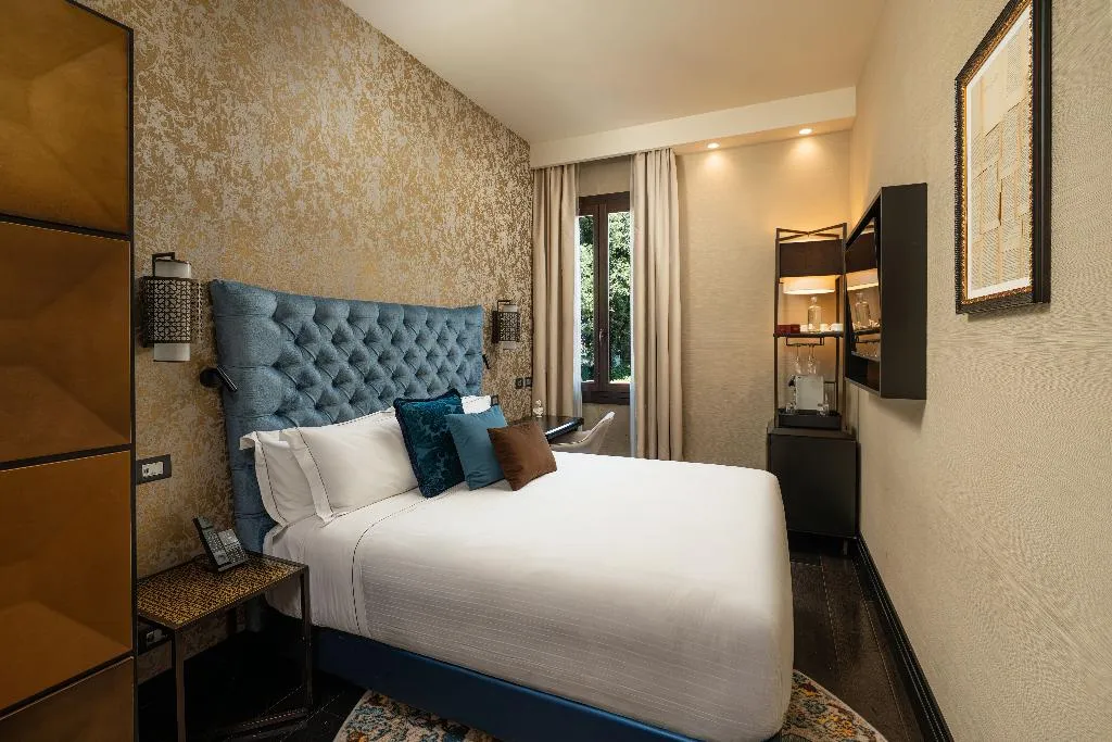 DOUBLE QUEEN SIZE BED Room, Vignette Collection The Venice Times Hotel By IHG, Venice