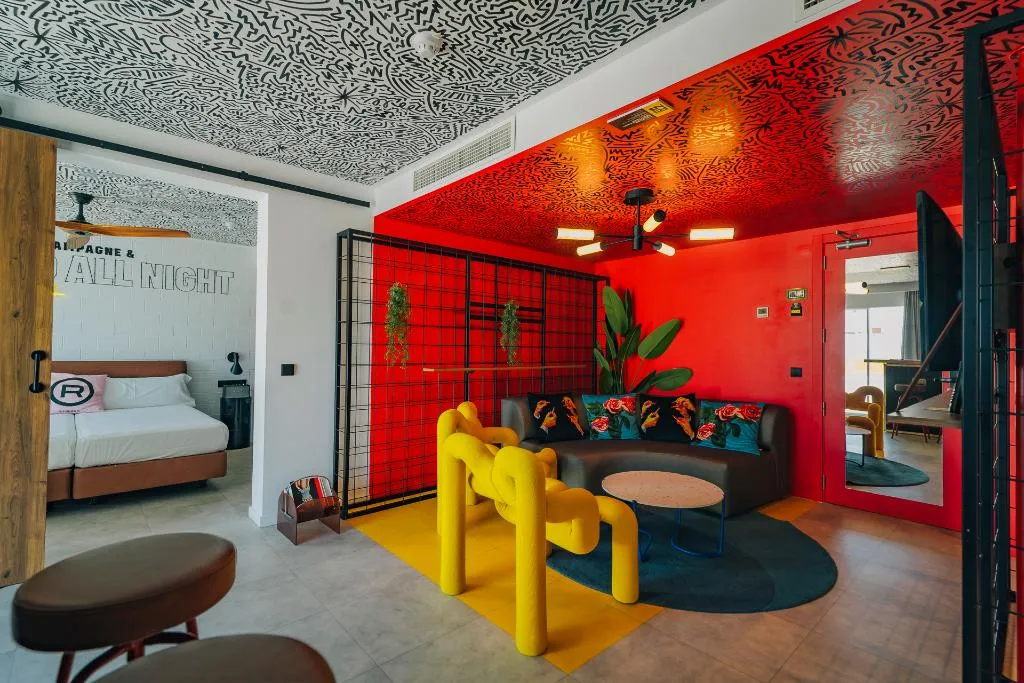 QUADRUPLE STANDARD Room, Ryans Lolas Ibiza Only Adults, Ibiza