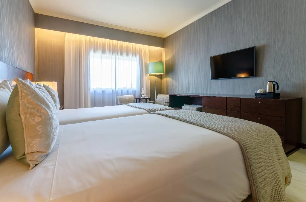 Double or Twin CAPACITY 3 Room, Olissippo Oriente, Lisbon