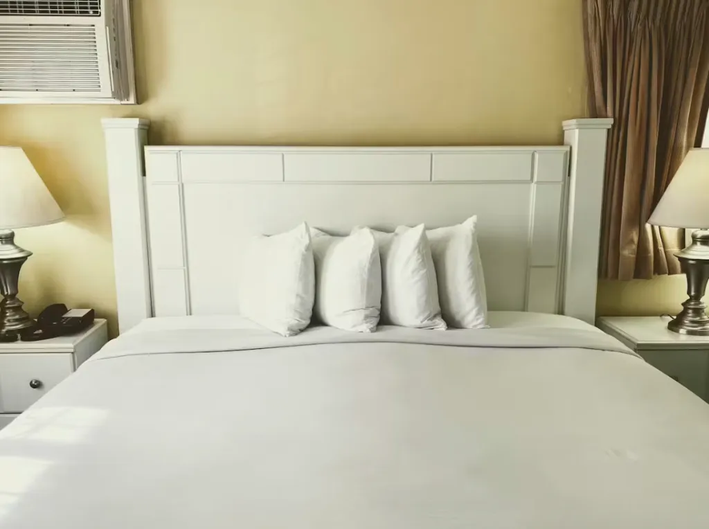 DOUBLE DELUXE Room, Hollywood Celebrity Hotel, Los Angeles