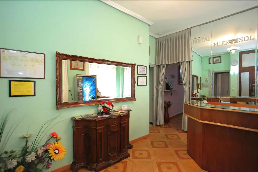 Lobby, Hostal Fuentesol, Madrid