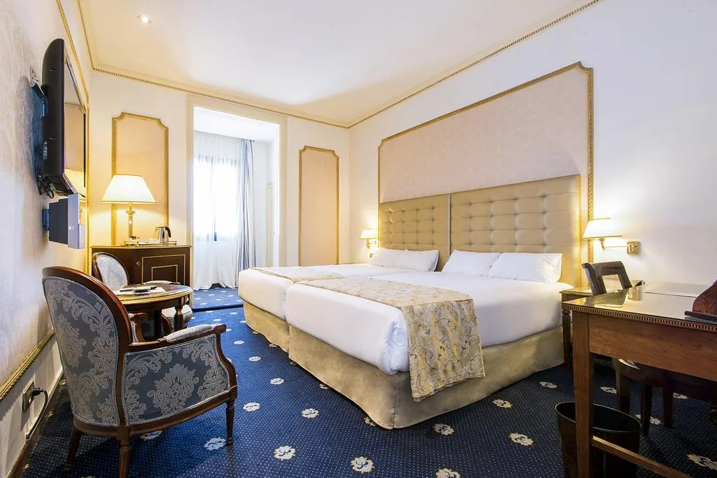 TRIPLE STANDARD Room, Roger de Lluria, Barcelona