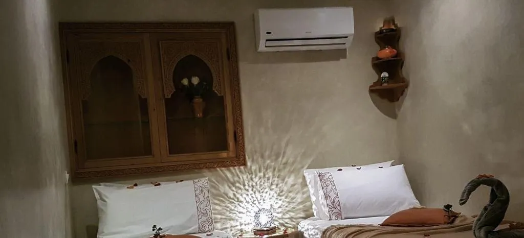 Room, Riad Gallery 49, Marrakech