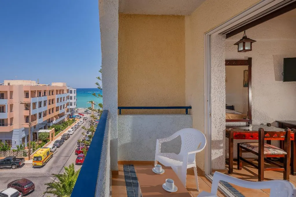 STUDIO SIDE SEA VIEW Room, Lefkoniko Beach, Crete
