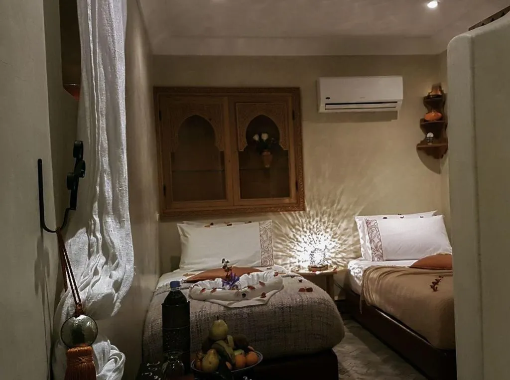 Room, Riad Gallery 49, Marrakech