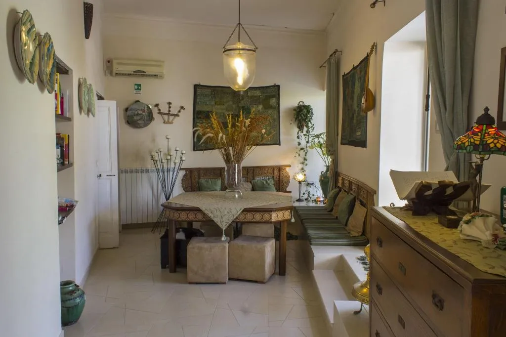 Room, B&B Cerasiello, Naples