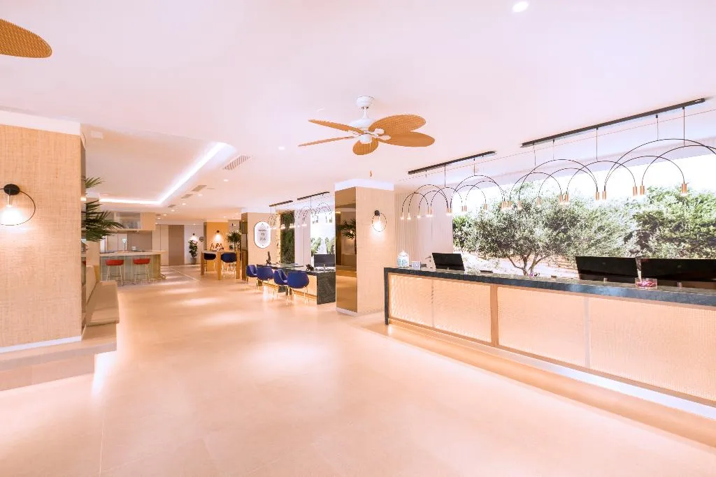 Lobby, FERGUS Style Tobago, Majorca