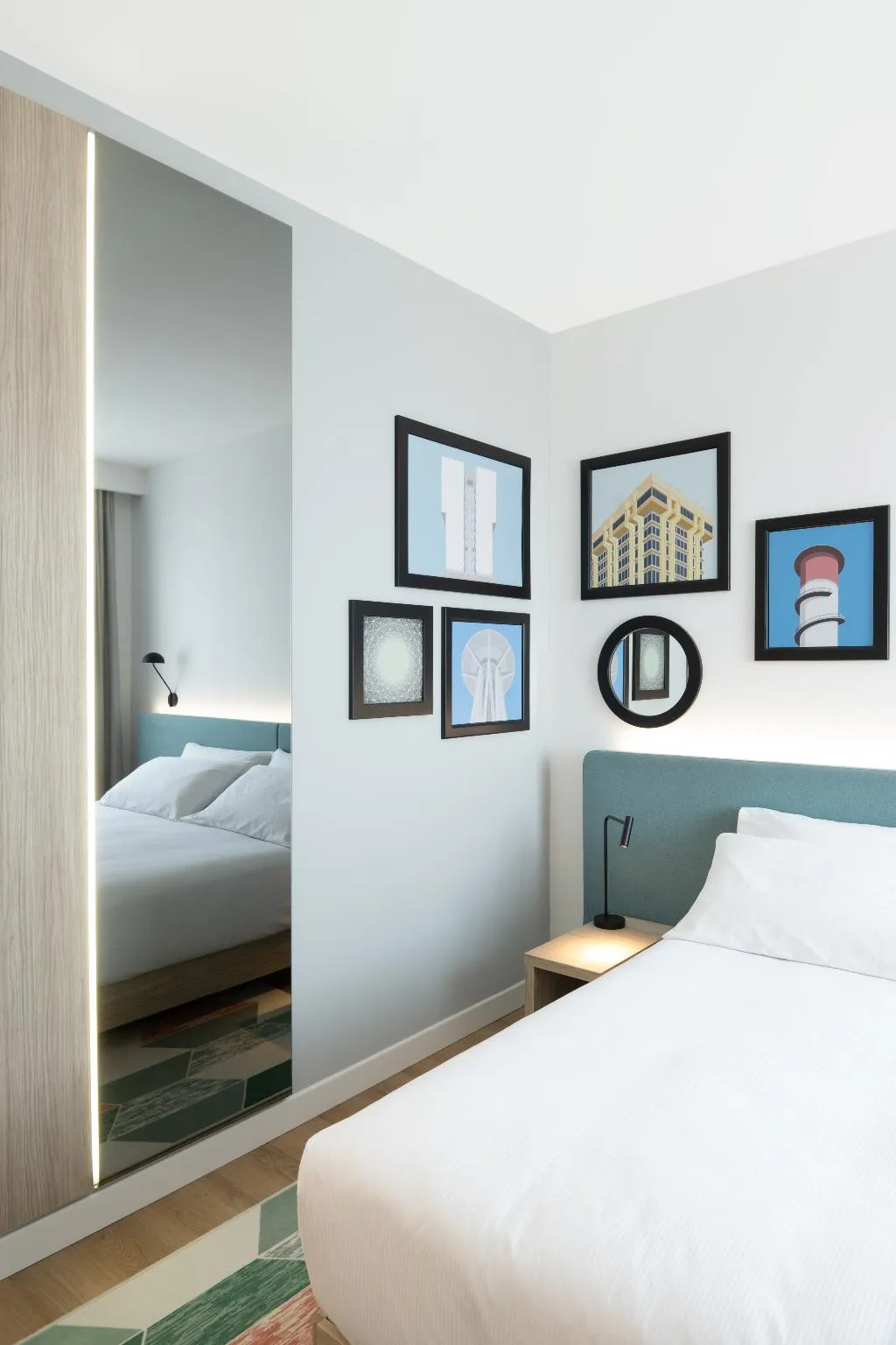 DOUBLE KING SIZE BED Room, Hampton by Hilton Rome North Fiano Romano, Rome