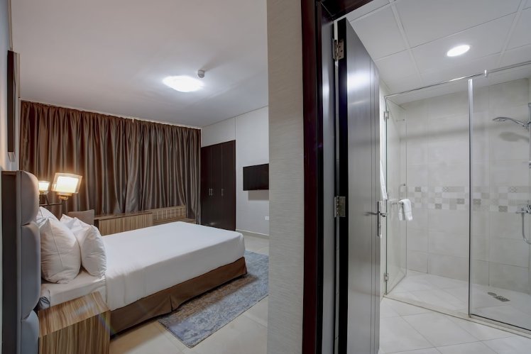 Royal Regency Suites Dubai Marina, Dubai