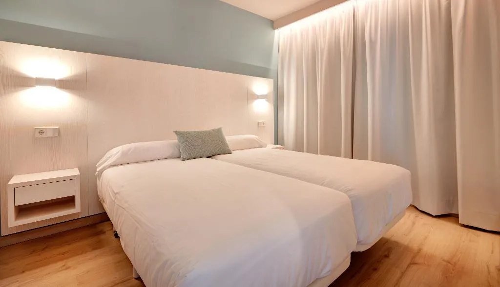 Room, Protur Atalaya, Majorca