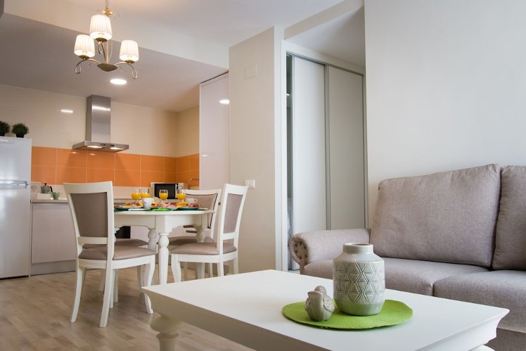 Holidays2Malaga Suites Apartments, Costa Del Sol