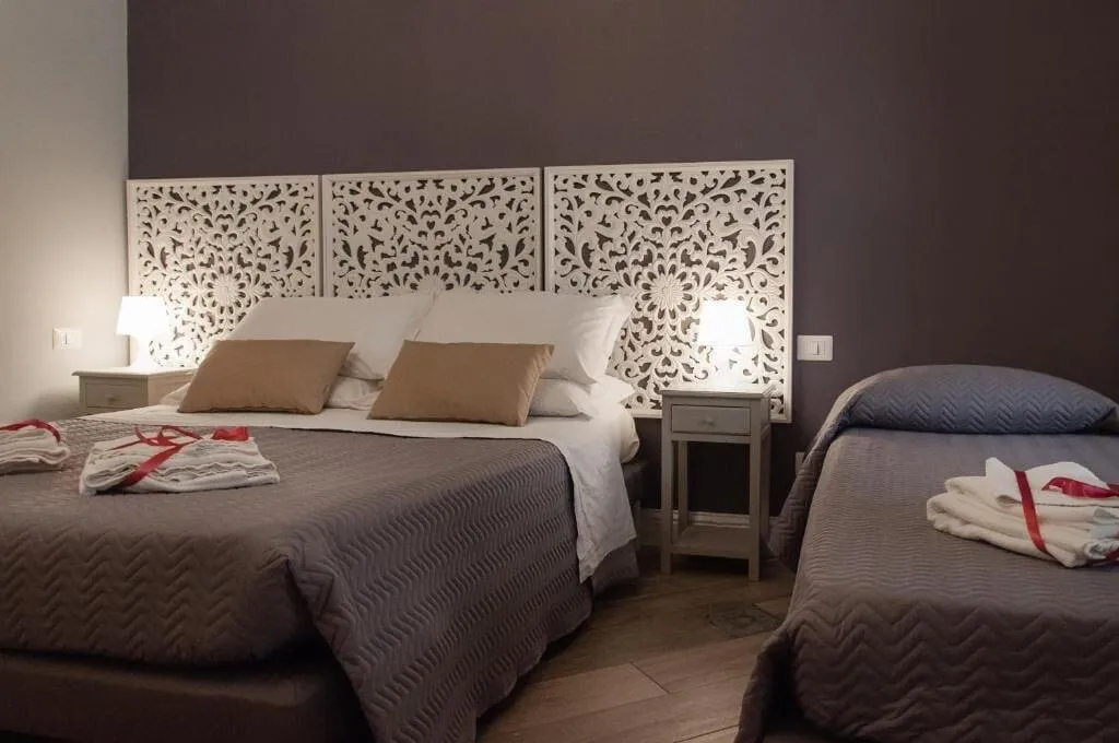 Room, Real Giardinetto A Toledo, Naples