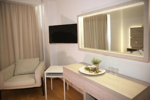 Pier Beach Hotel Apartments, Cyprus