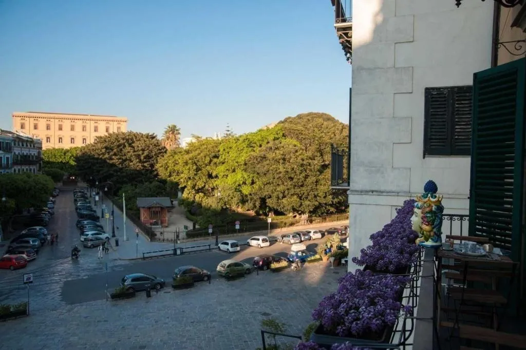 General view, B&B Petrosino, Palermo