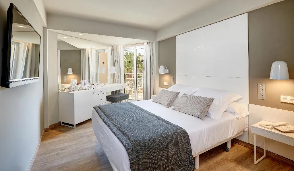 Double or Twin SEA VIEW WITH BALCONY Room, Protur Bonamar, Majorca