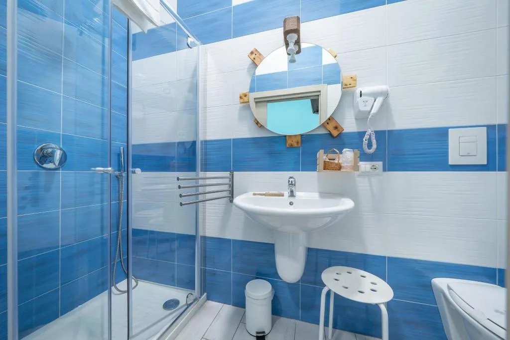 Room, B&B DolceVita Napoli, Naples