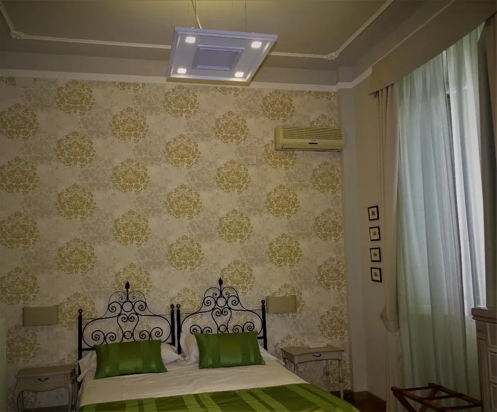DOUBLE CLASSIC Room, Hotel Il Granduca, Florence
