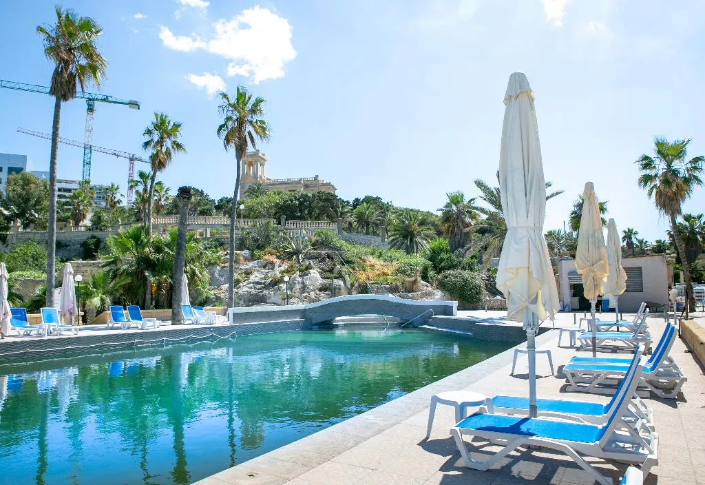 Pool, Beach Garden Hotel, Malta