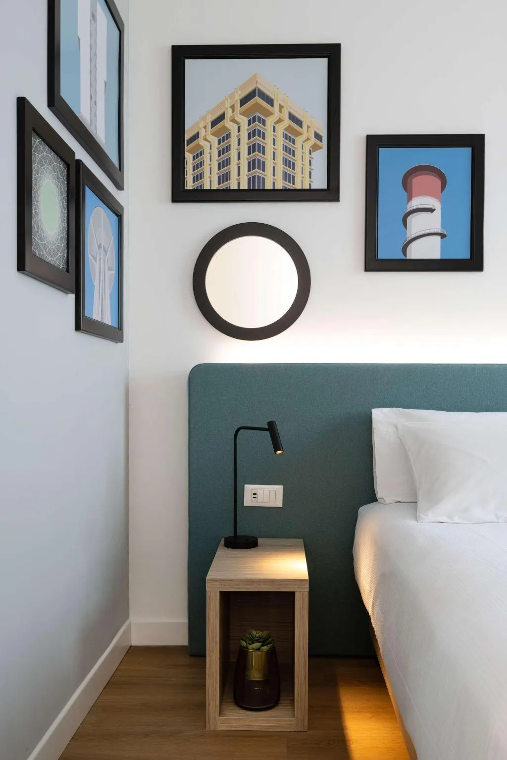 DOUBLE KING SIZE BED Room, Hampton by Hilton Rome North Fiano Romano, Rome