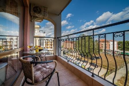 Step Hotel, Bourgas