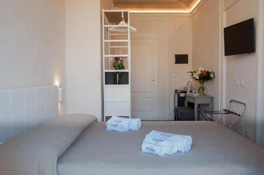 Room, B&B Petrosino, Palermo