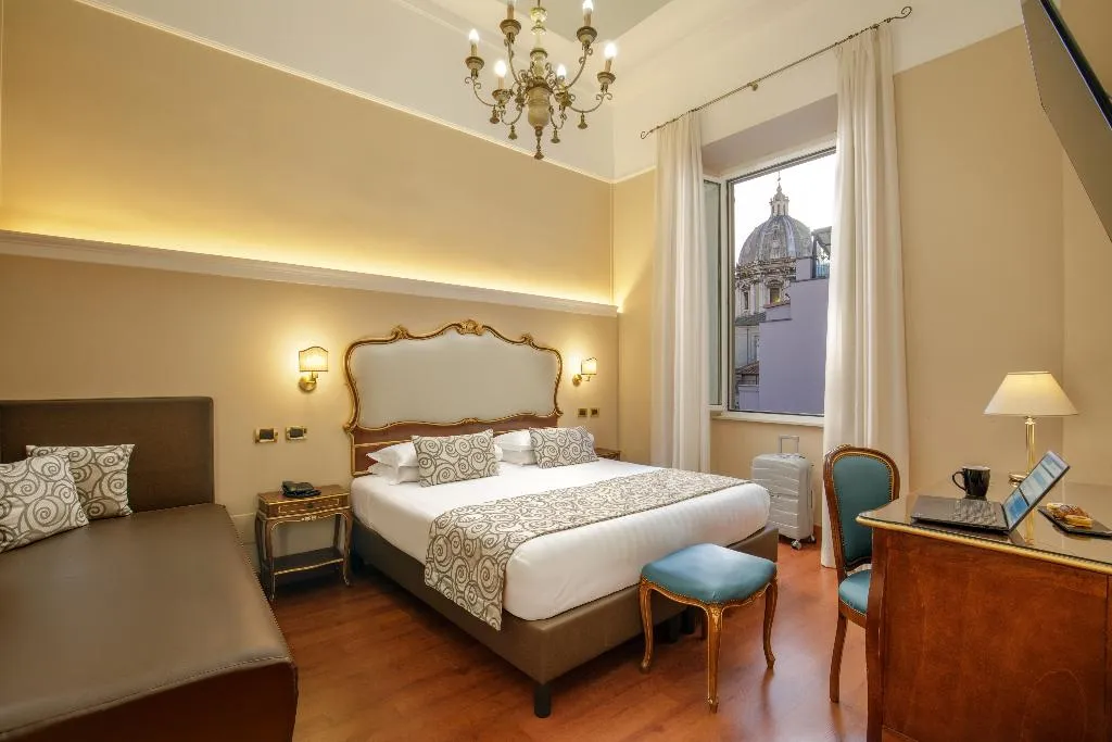 DOUBLE SUPERIOR Room, Hotel Della Torre Argentina, Rome