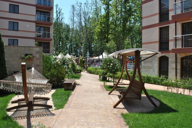 Tarsis, Bourgas