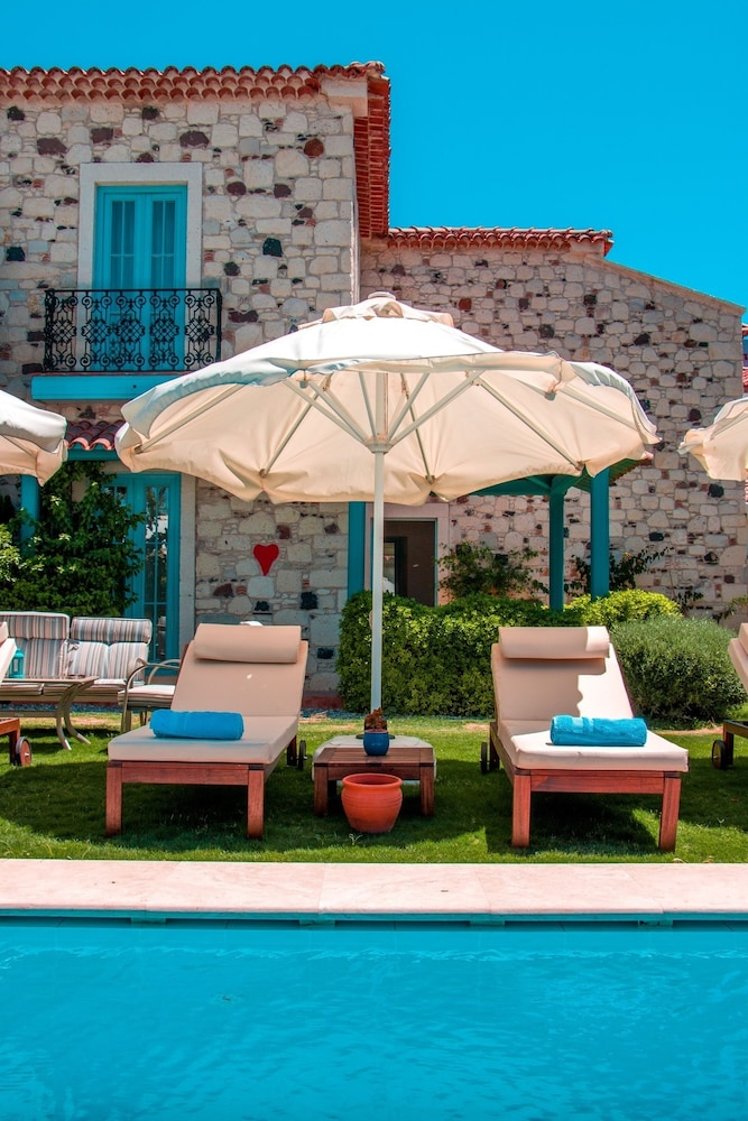 On Oda Otel, Izmir