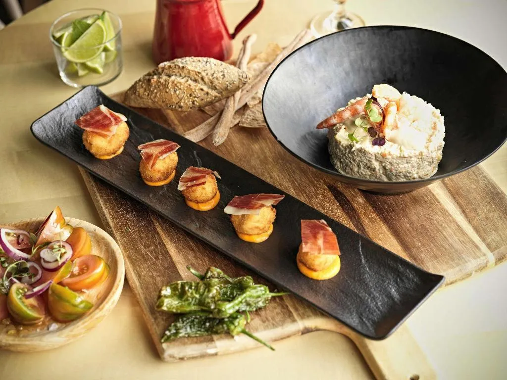 Restaurant, Novotel Sevilla, Seville