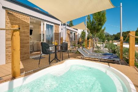 Medora Orbis Luxury Homes & Camping, Split