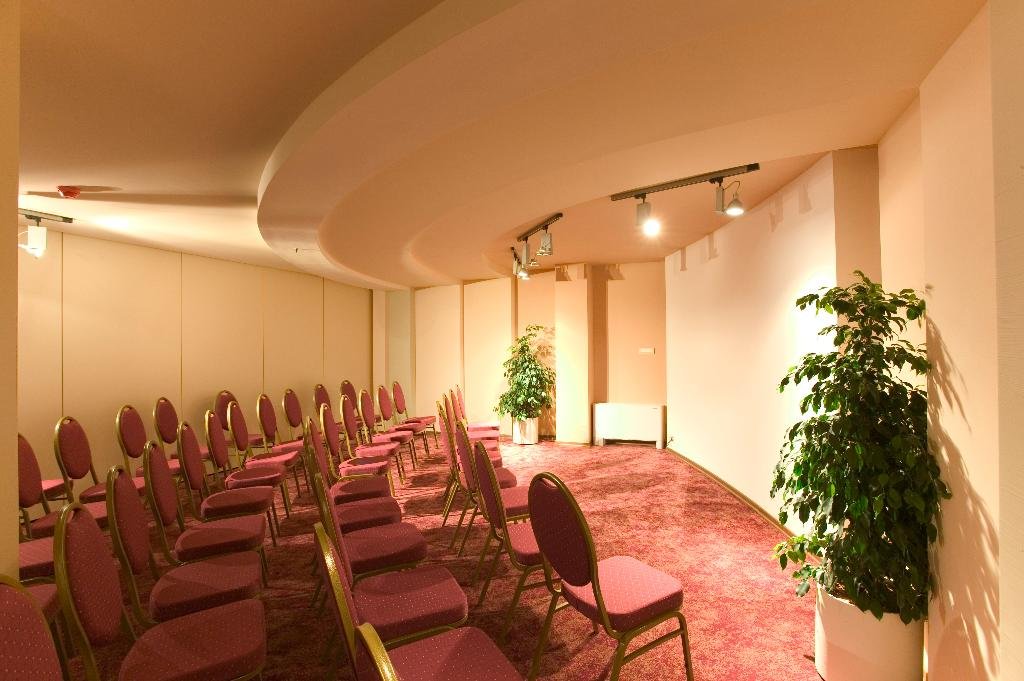 Conferences, Garden Of Eden Complex, Bourgas