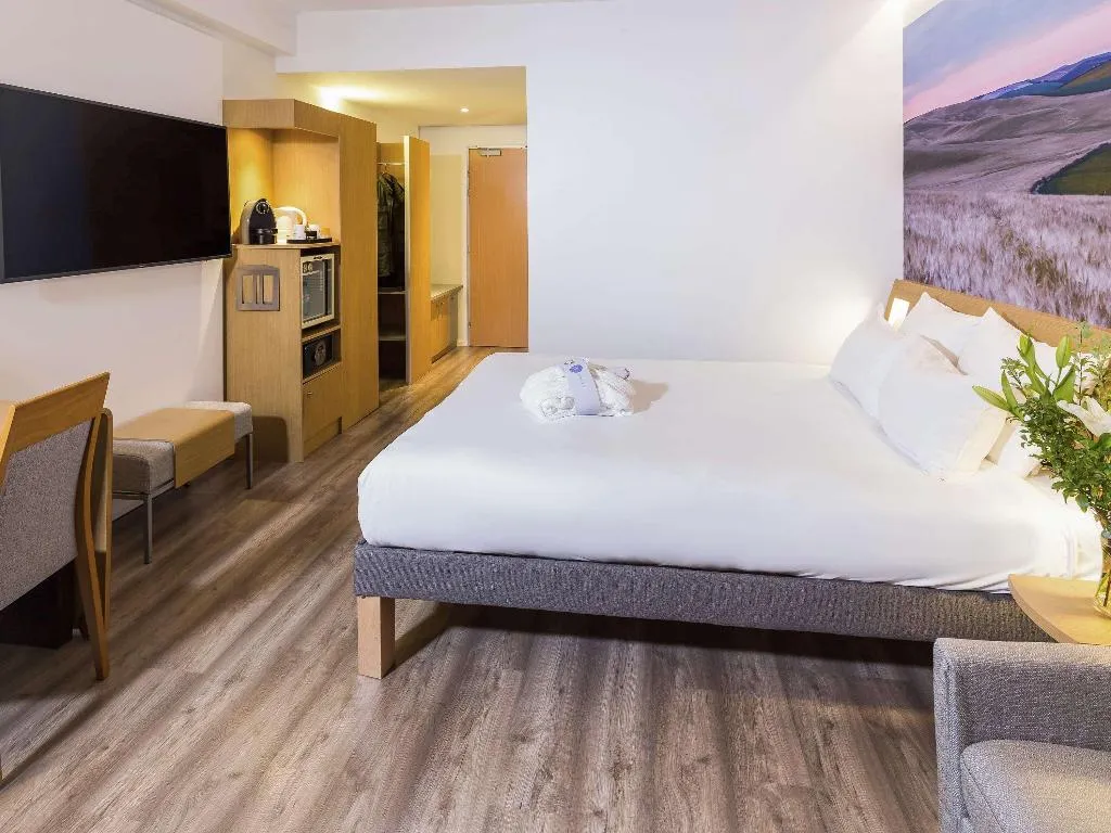 DOUBLE EXECUTIVE Room, Novotel Sevilla, Seville