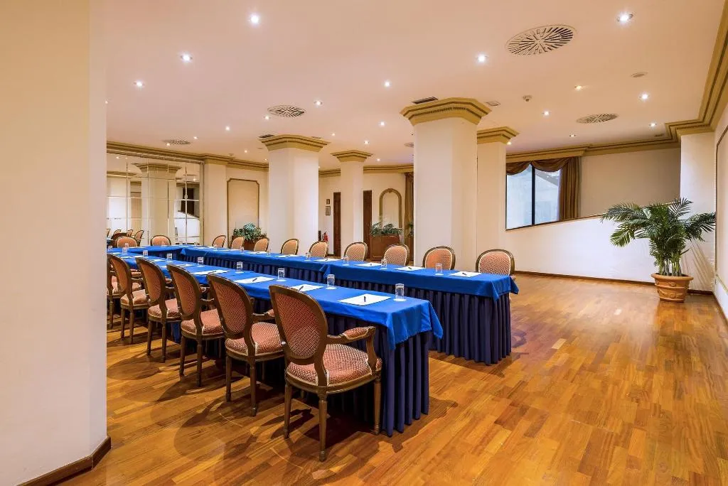 Conferences, Roger de Lluria, Barcelona