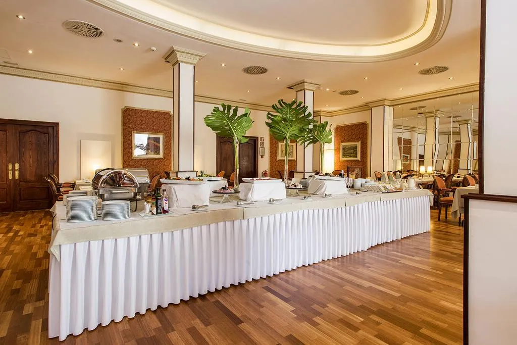 Restaurant, Roger de Lluria, Barcelona