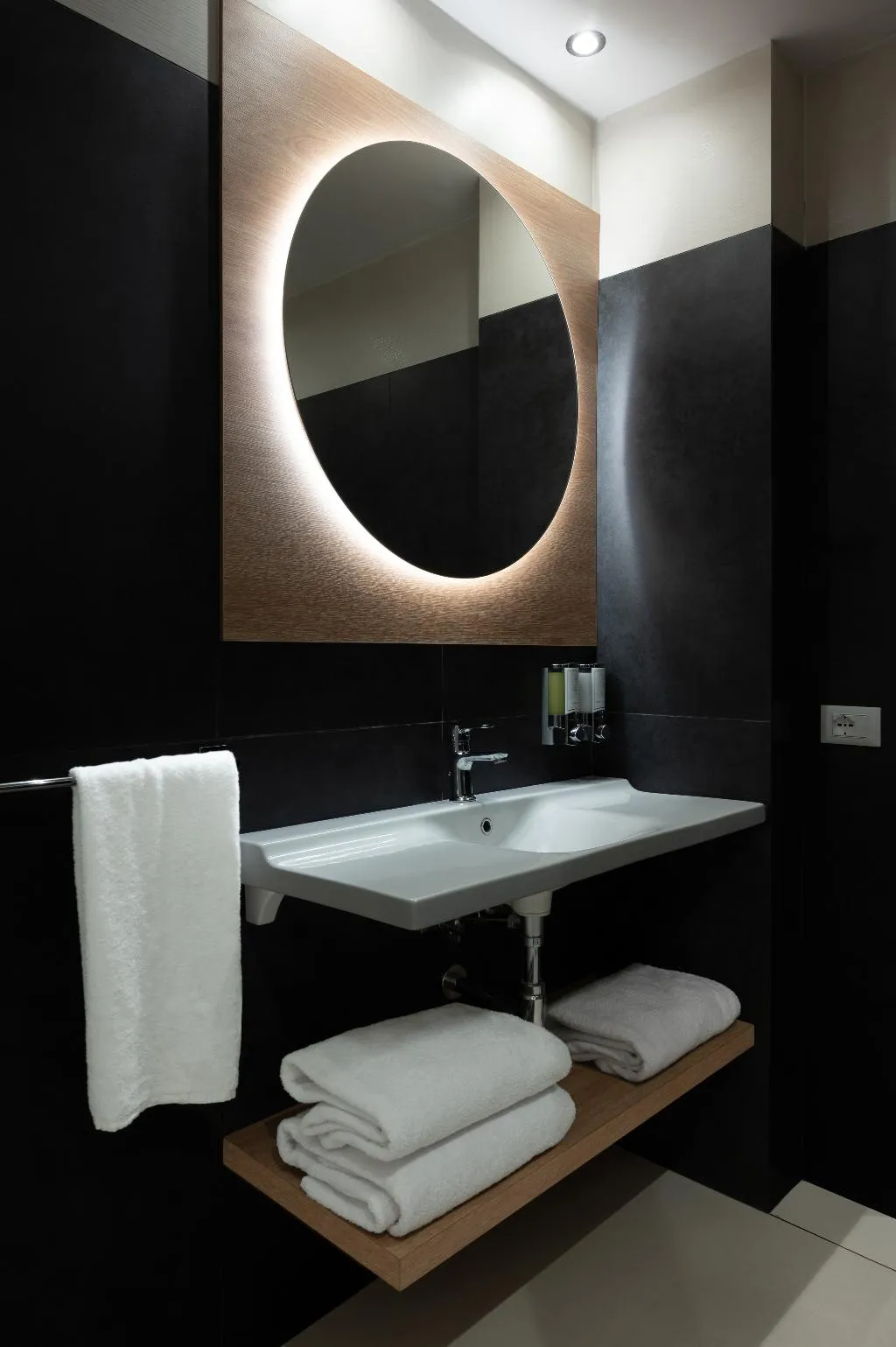 FAMILY ROOM CONNECTING ROOM Room, Hampton by Hilton Rome North Fiano Romano, Rome